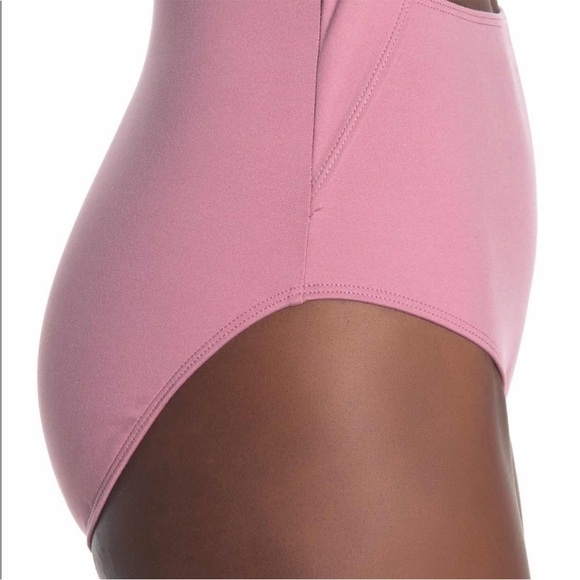 Free People Streamline Bodysuit Athletic One Piece Mauve Medium - Picture 3 of 3